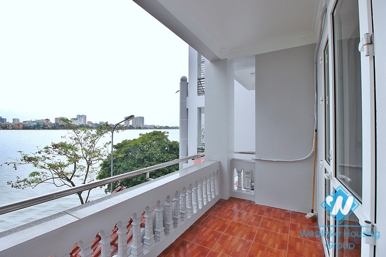 Lake view - House for rent in Tay Ho District